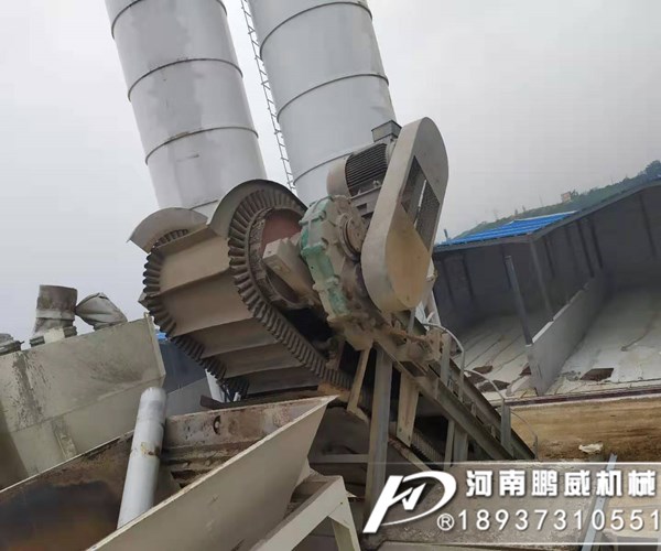 大傾角擋邊皮帶輸送機(jī)