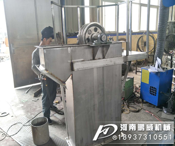 斗式提升機在化工行業耐腐蝕問題這么解決？