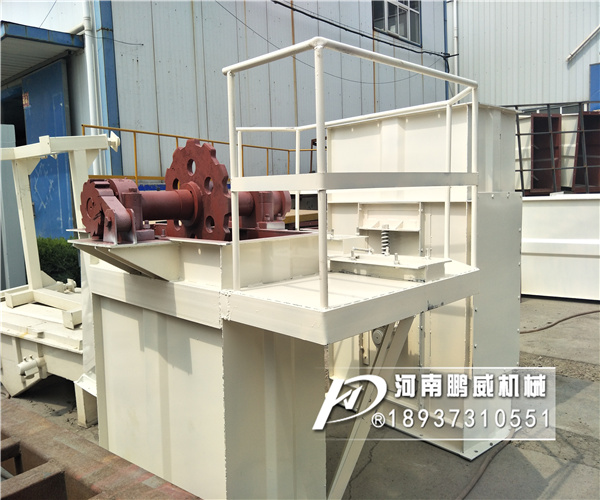環(huán)鏈、板鏈、皮帶、不同類型型號(hào)斗式提升機(jī)的工作原理